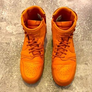 Nike Jordan’s monocromathic, super stylish!